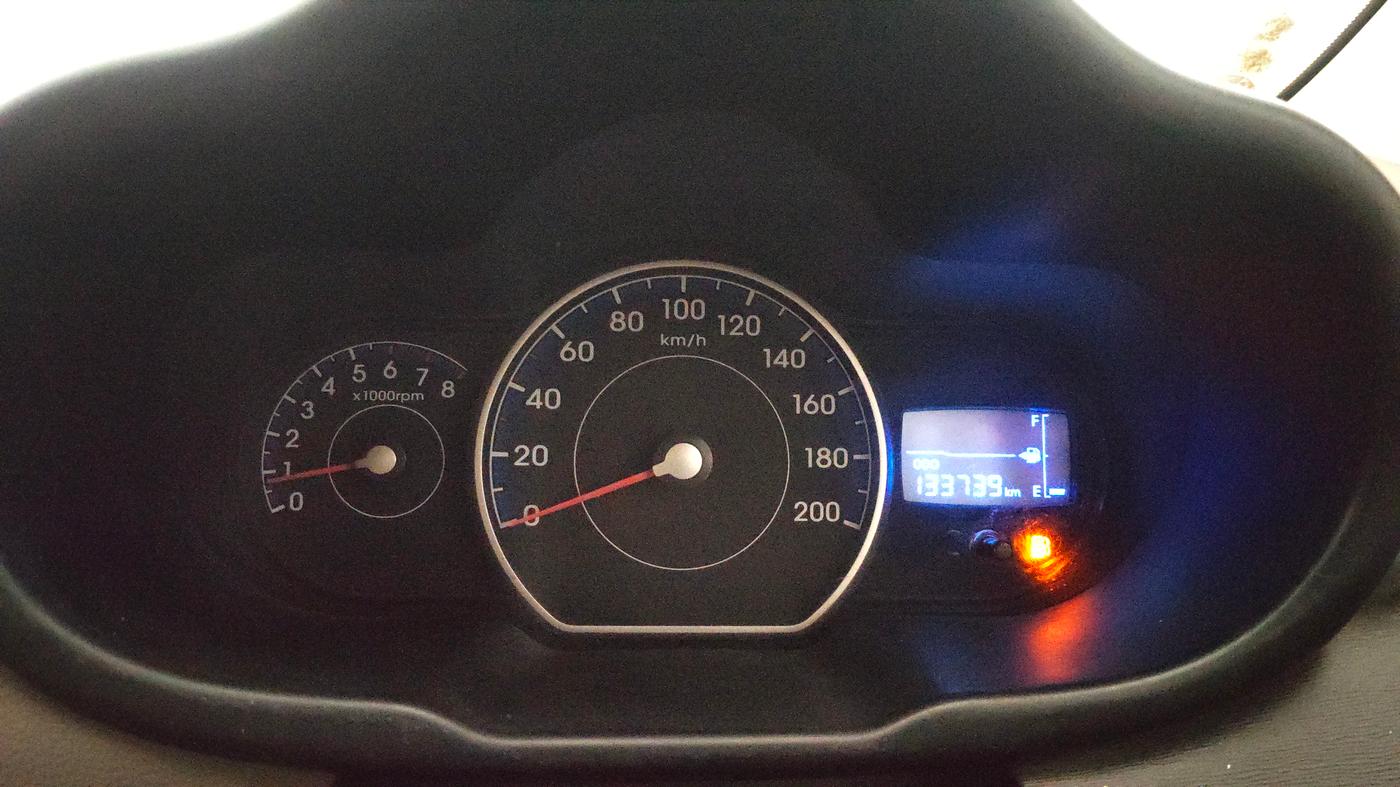 2015 Hyundai i10 SPORTZ 1.1, Petrol, Manual, 1,33,726 km, Odometer Image