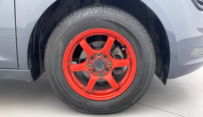 2021 Tata ALTROZ XE PETROL, Petrol, Manual, 31,430 km, Right Front Wheel