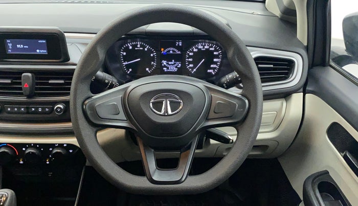 2021 Tata ALTROZ XE PETROL, Petrol, Manual, 31,430 km, Steering Wheel Close Up