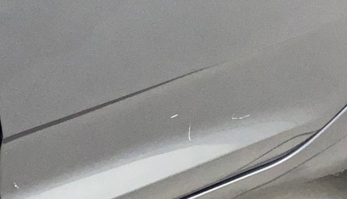 2021 Tata ALTROZ XE PETROL, Petrol, Manual, 31,430 km, Rear left door - Minor scratches