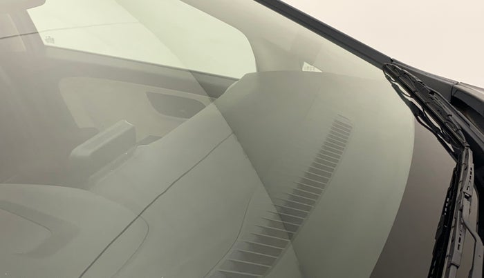 2021 Tata ALTROZ XE PETROL, Petrol, Manual, 31,430 km, Front windshield - Minor spot on windshield