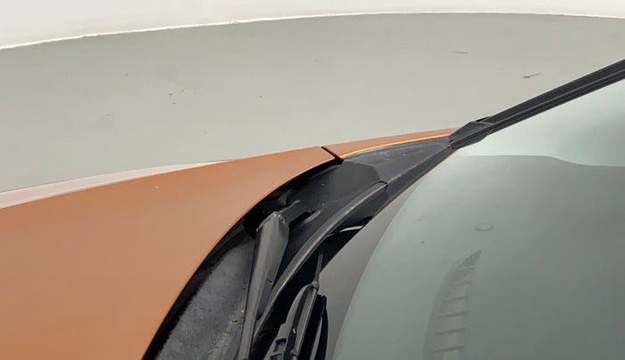 2016 Maruti Baleno ZETA CVT PETROL 1.2, Petrol, Automatic, 33,818 km, Bonnet (hood) - Cowl vent panel has minor damage
