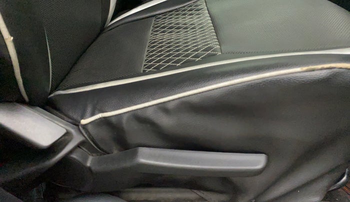 2016 Maruti Baleno ZETA CVT PETROL 1.2, Petrol, Automatic, 33,818 km, Driver Side Adjustment Panel