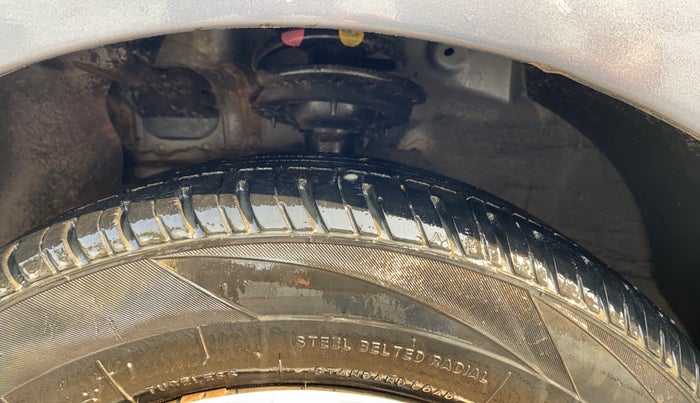 2014 Hyundai Grand i10 MAGNA 1.2 KAPPA VTVT, Petrol, Manual, 38,602 km, Left Front Tyre Tread