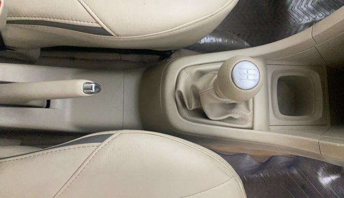 2016 Maruti Ertiga ZXI, Petrol, Manual, 21,078 km, Gear Lever