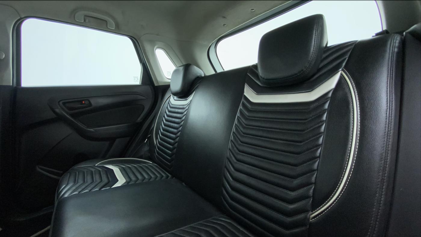 2019 Maruti Vitara Brezza VDI, Diesel, Manual, 88,438 km, Right Side Rear Door Cabin