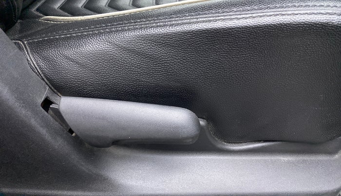 2019 Maruti Vitara Brezza VDI, Diesel, Manual, 88,438 km, Driver Side Adjustment Panel