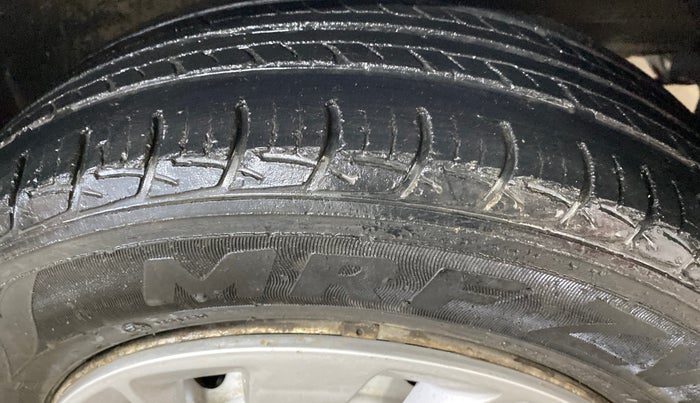 2019 Maruti Baleno SIGMA PETROL 1.2, CNG, Manual, 1,08,367 km, Right Front Tyre Tread