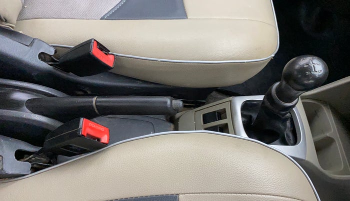 2017 Maruti Alto K10 VXI, Petrol, Manual, 64,709 km, Gear Lever