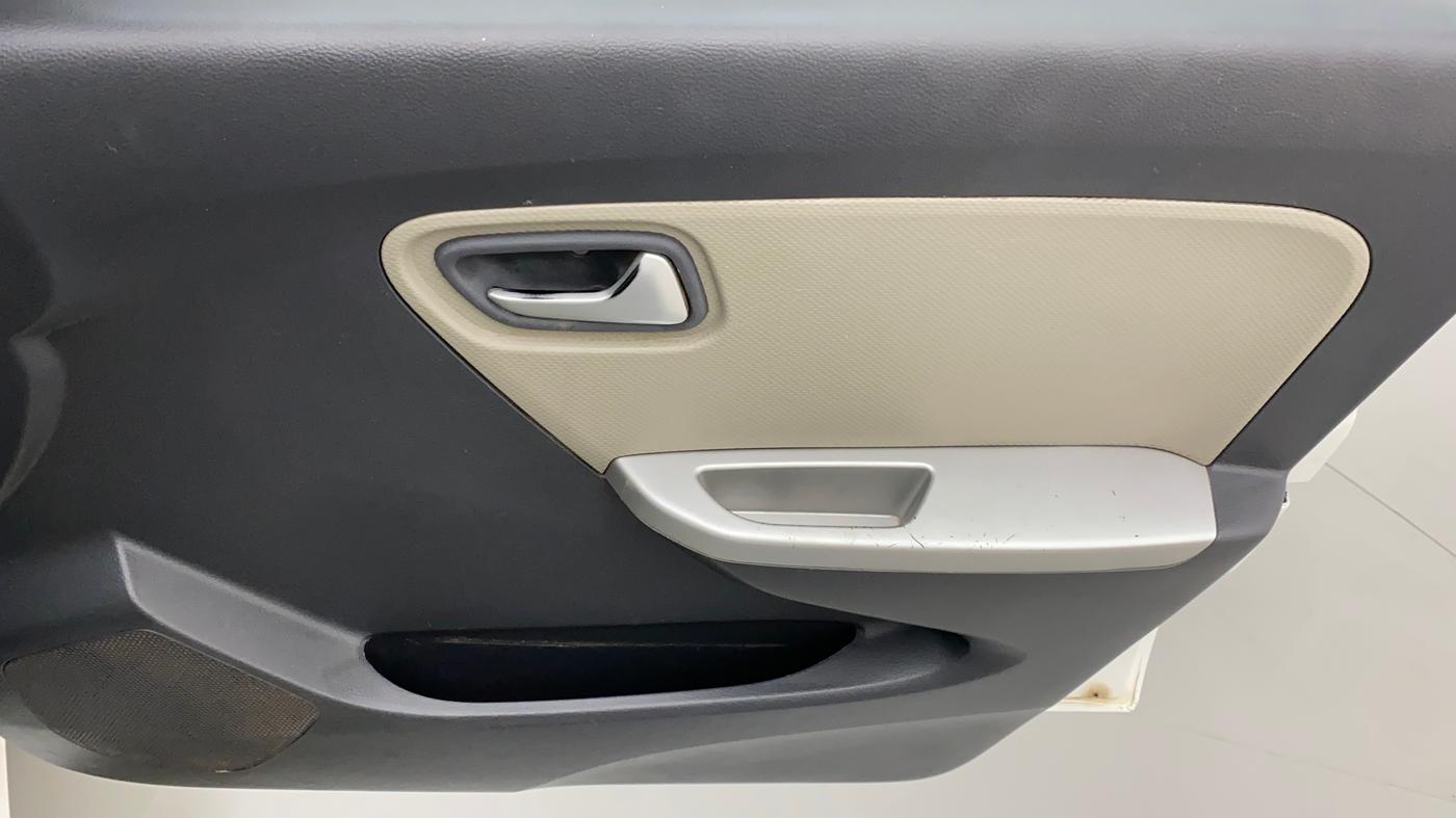 2017 Maruti Alto K10 VXI, Petrol, Manual, 64,709 km, Driver Side Door Panels Control