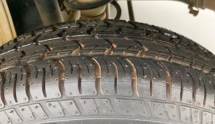 2017 Maruti Alto K10 VXI, Petrol, Manual, 64,709 km, Left Rear Tyre Tread