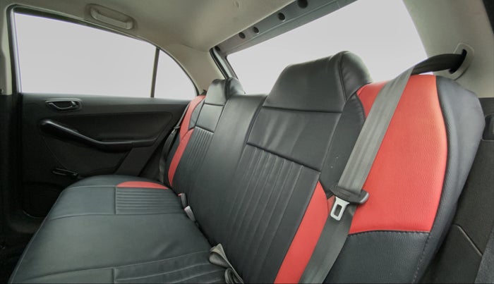 2017 Tata Bolt XE QUADRAJET, Diesel, Manual, 66,545 km, Right Side Rear Door Cabin