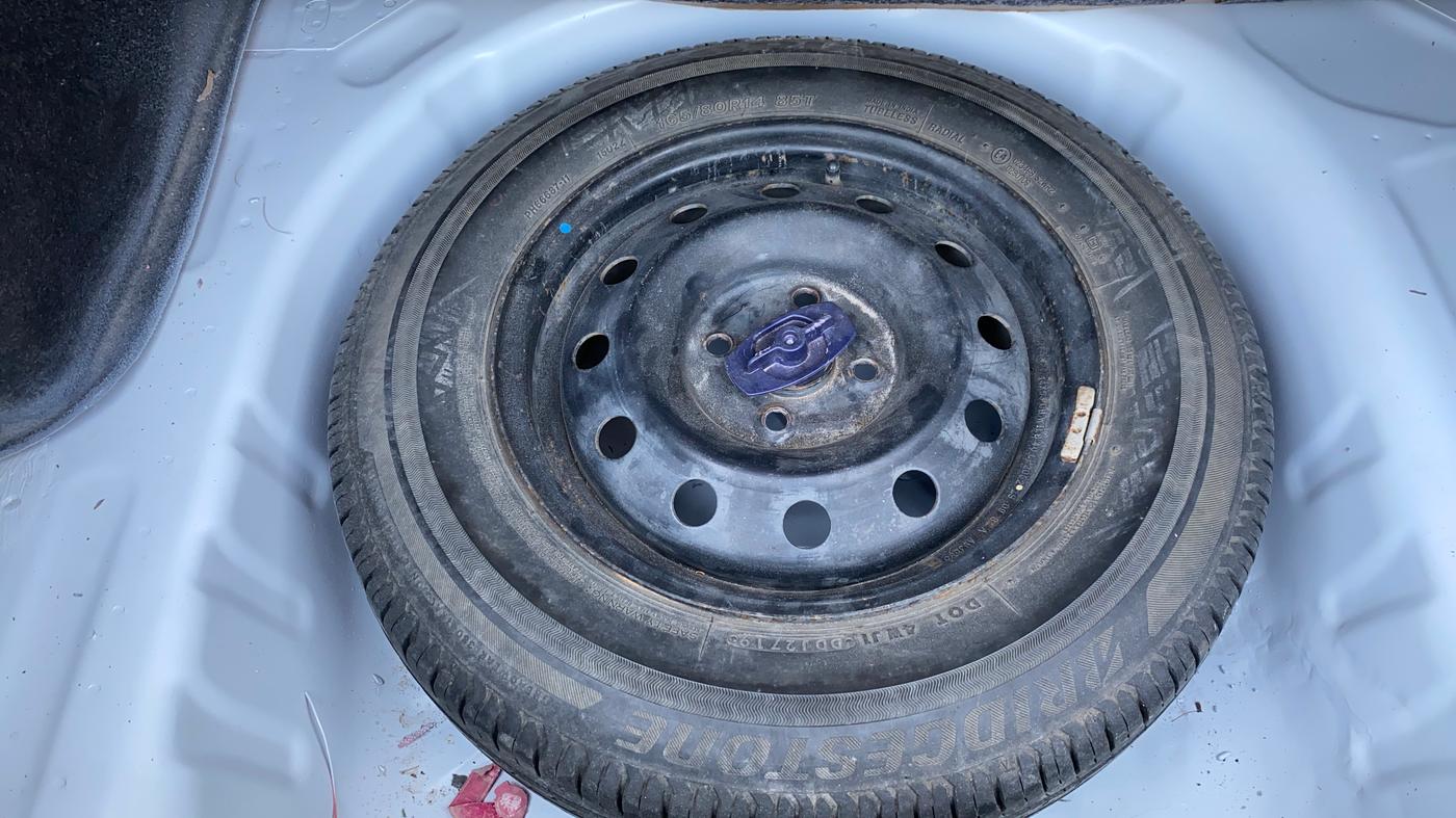 2019 Maruti Dzire VXI, Petrol, Manual, 49,126 km, Spare Tyre