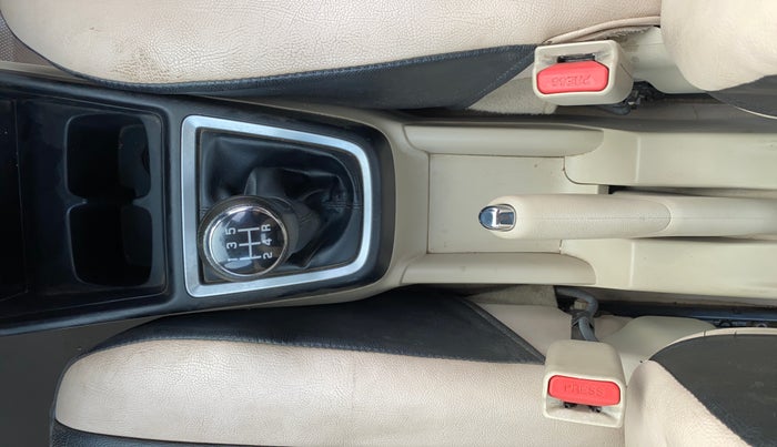 2019 Maruti Dzire VXI, Petrol, Manual, 49,126 km, Gear Lever
