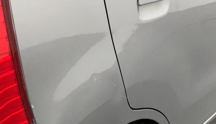 2015 Maruti Wagon R 1.0 VXI, Petrol, Manual, 63,478 km, Right quarter panel - Slightly dented