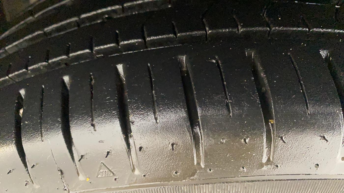 2023 Maruti Baleno ZETA 1.2 AGS, Petrol, Automatic, 13,205 km, Left Front Tyre Tread