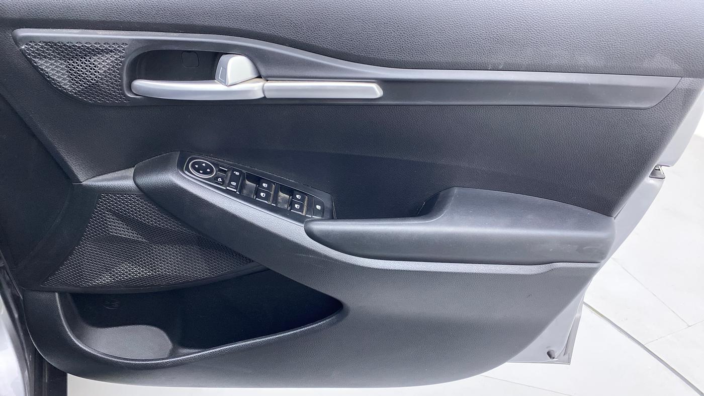 2020 KIA SELTOS HTK PLUS 1.5 PETROL, Petrol, Manual, 20,268 km, Driver Side Door Panels Control