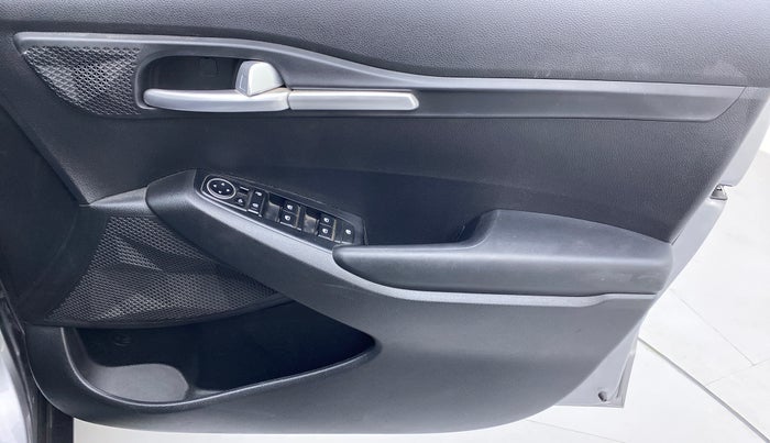 2020 KIA SELTOS HTK PLUS 1.5 PETROL, Petrol, Manual, 20,268 km, Driver Side Door Panels Control