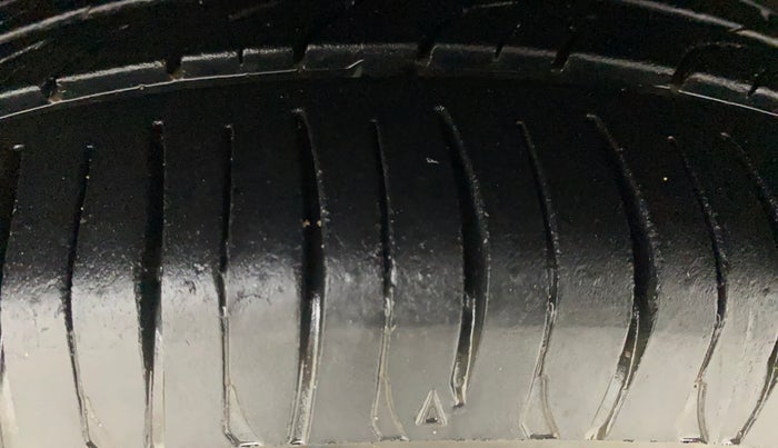 2018 Honda Amaze 1.5L I-DTEC S, Diesel, Manual, 70,047 km, Left Front Tyre Tread