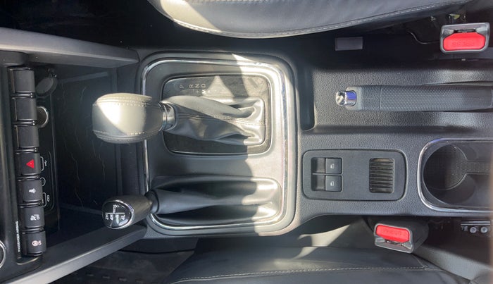 2021 Mahindra Thar LX PETROL HT 4WD AT, Petrol, Automatic, 53,661 km, Gear Lever