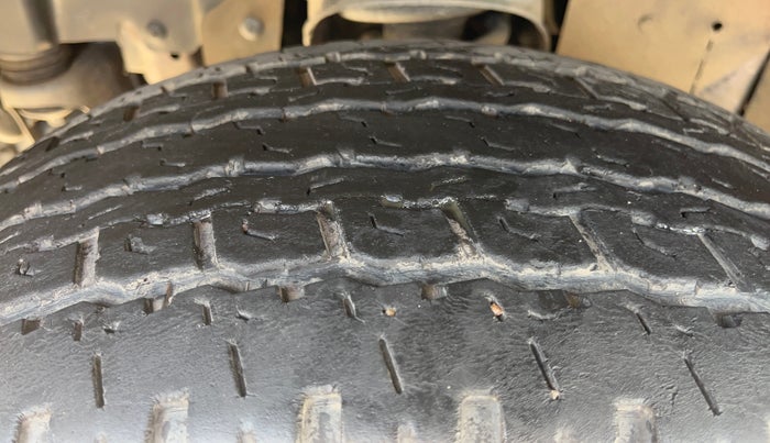 2021 Mahindra Thar LX PETROL HT 4WD AT, Petrol, Automatic, 53,661 km, Left Front Tyre Tread