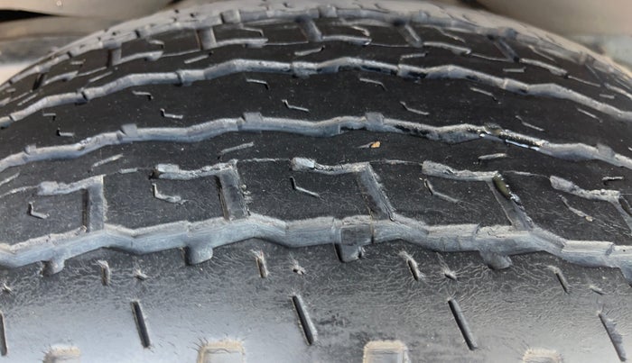 2021 Mahindra Thar LX PETROL HT 4WD AT, Petrol, Automatic, 53,661 km, Left Rear Tyre Tread