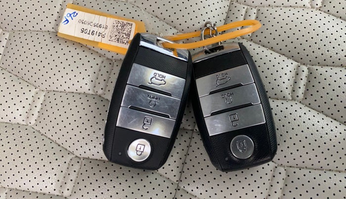2022 KIA SELTOS HTX 1.5 PETROL, Petrol, Manual, 42,910 km, Key Close Up