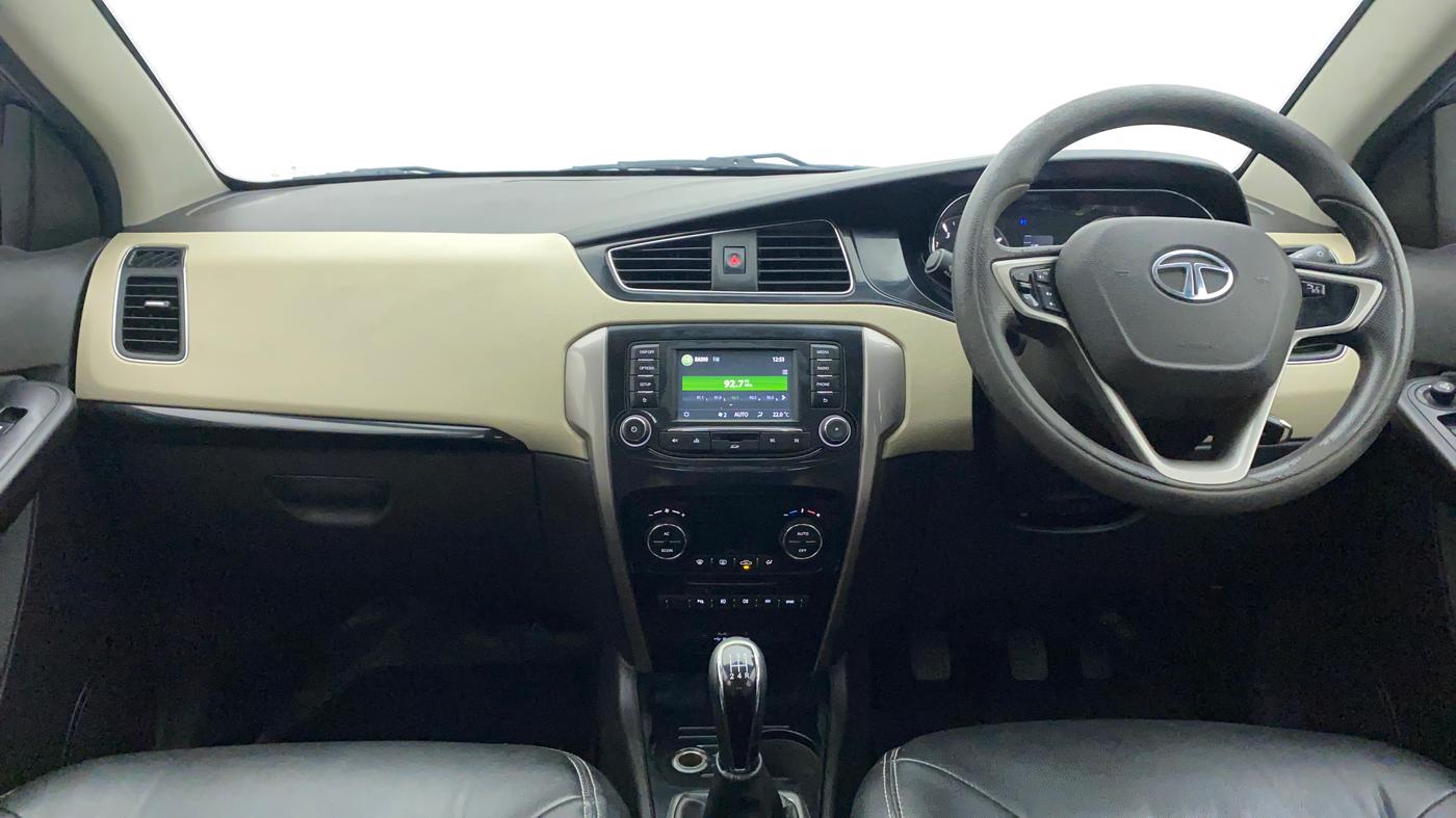 2017 Tata Zest XT PETROL, Petrol, Manual, 69,819 km, Dashboard