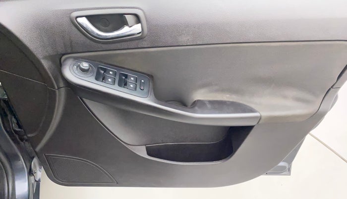 2017 Tata Zest XT PETROL, Petrol, Manual, 69,819 km, Driver Side Door Panels Control