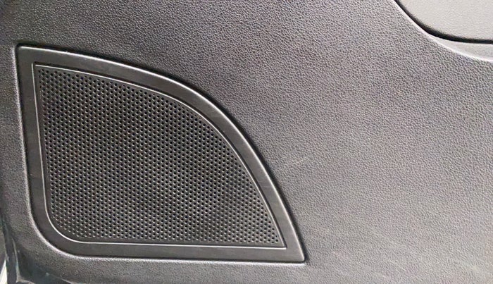 2017 Tata Zest XT PETROL, Petrol, Manual, 69,819 km, Speaker