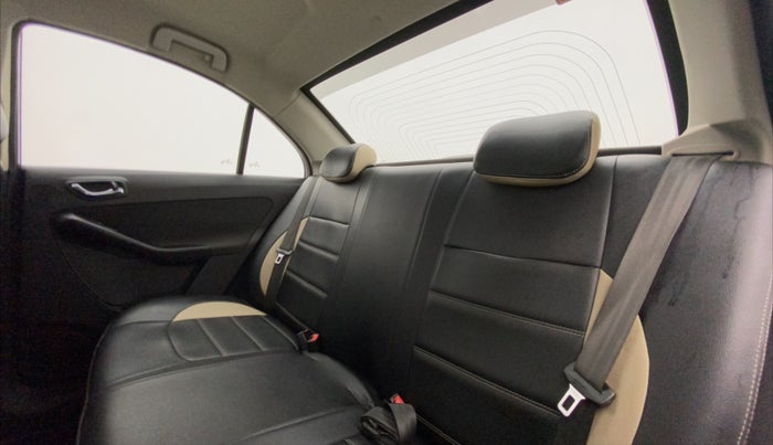 2017 Tata Zest XT PETROL, Petrol, Manual, 69,819 km, Right Side Rear Door Cabin