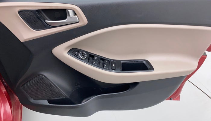 2019 Hyundai Elite i20 ASTA (O) CVT, Petrol, Automatic, 31,248 km, Driver Side Door Panels Control