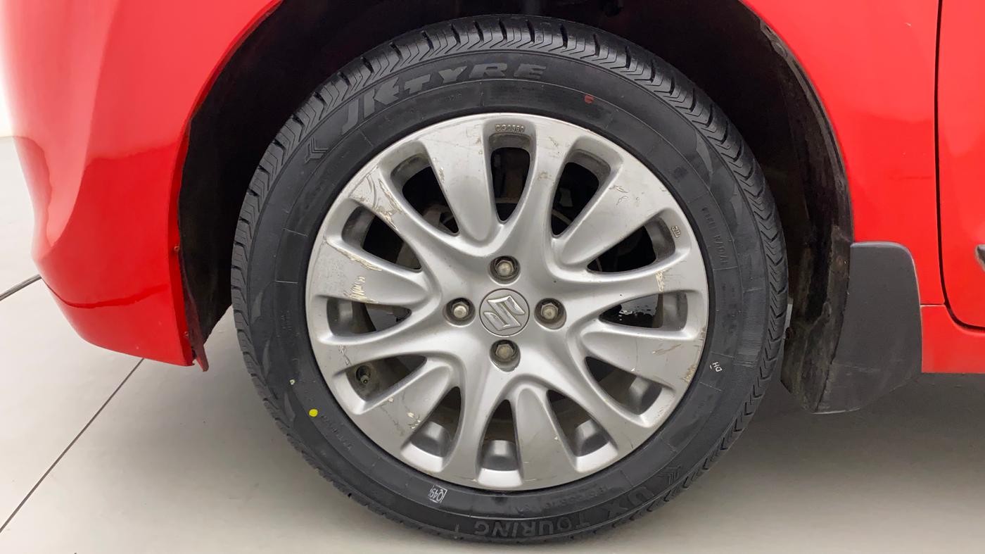 2016 Maruti Baleno ALPHA PETROL 1.2, Petrol, Manual, 81,914 km, Left Front Wheel