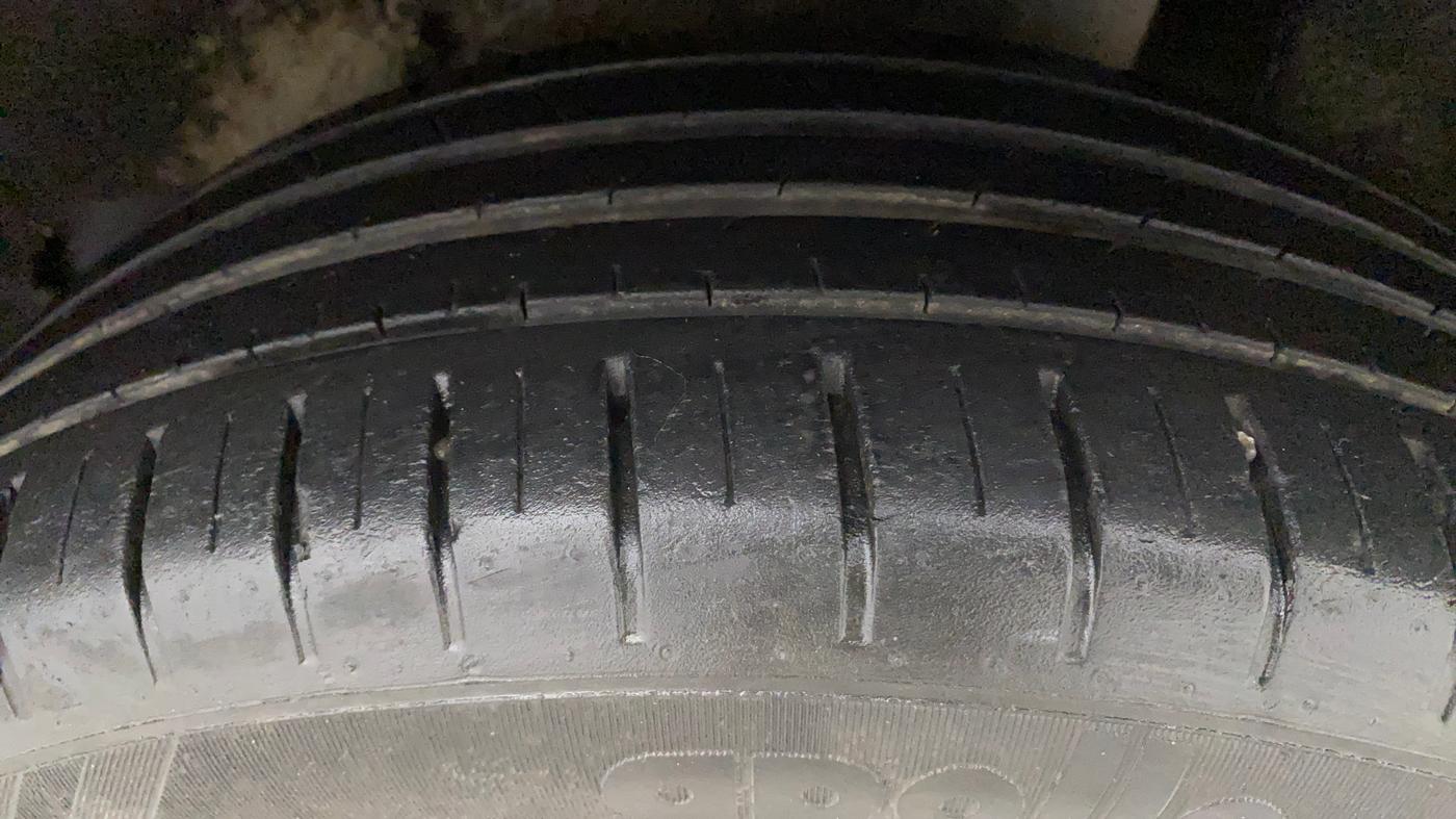 2016 Maruti Baleno ALPHA PETROL 1.2, Petrol, Manual, 81,914 km, Left Rear Tyre Tread