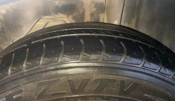2015 Ford Figo Aspire AMBIENTE 1.5 DIESEL, Diesel, Manual, 92,023 km, Left Rear Tyre Tread
