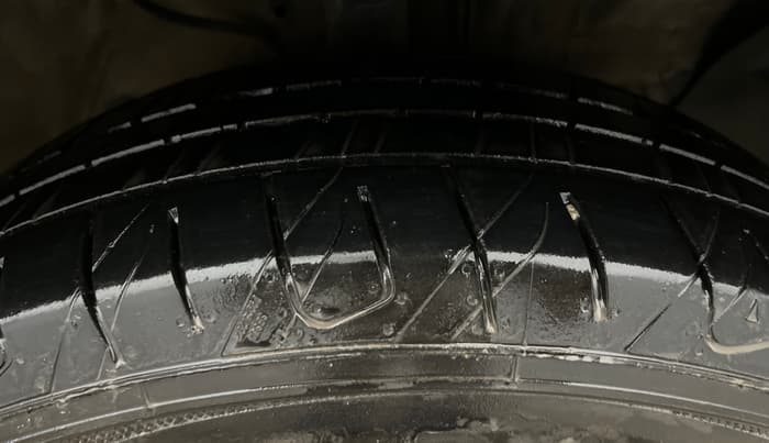 2017 Hyundai Creta E PLUS 1.6 PETROL, Petrol, Manual, 36,843 km, Right Front Tyre Tread