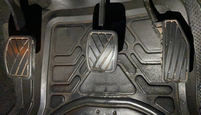 2019 Toyota Glanza G ISG, Petrol, Manual, 45,930 km, Pedals