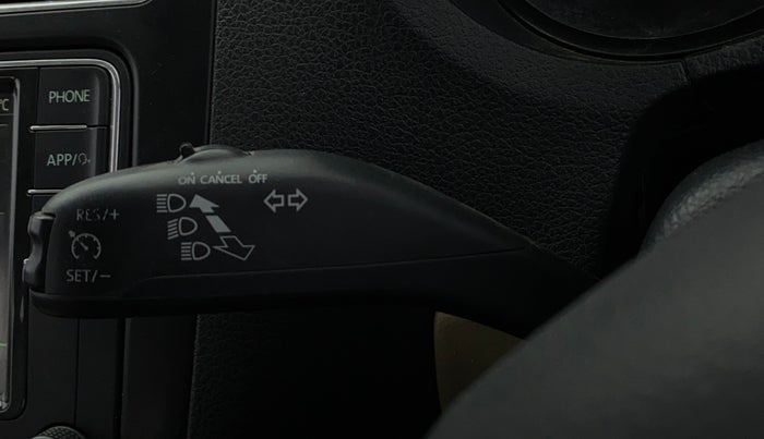 2017 Skoda Rapid STYLE 1.6 MPI AT, Petrol, Automatic, 1,17,571 km, Adaptive Cruise Control