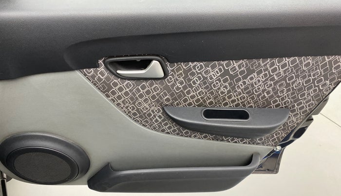2018 Maruti Alto 800 VXI, Petrol, Manual, 47,058 km, Driver Side Door Panels Control