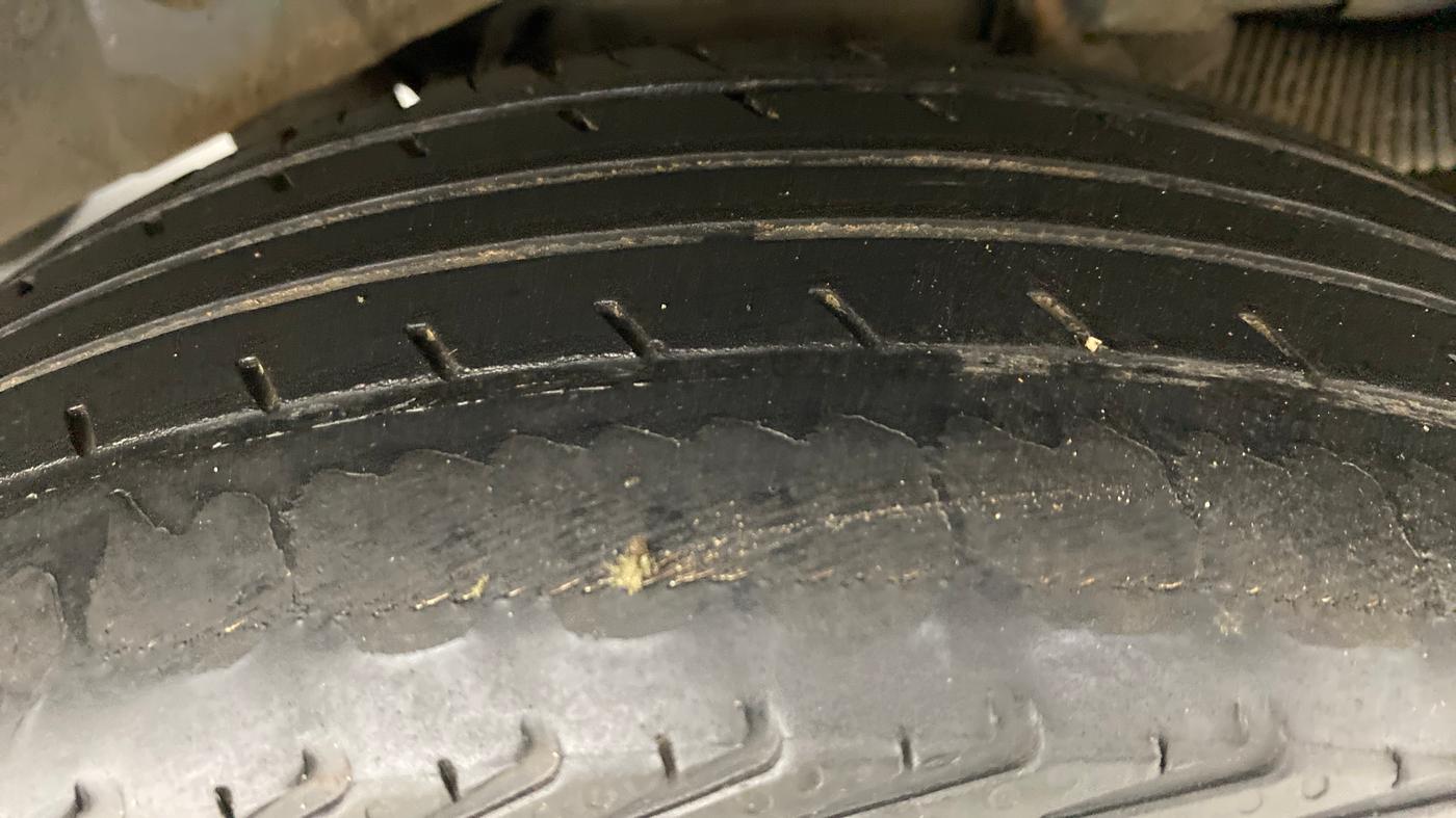 2010 Hyundai Santro Xing GLS, Petrol, Manual, 72,281 km, Left Rear Tyre Tread