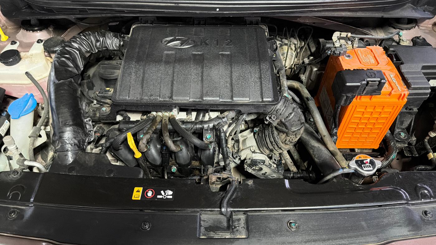 2022 Hyundai AURA S 1.2 CNG, CNG, Manual, 89,601 km, Engine View