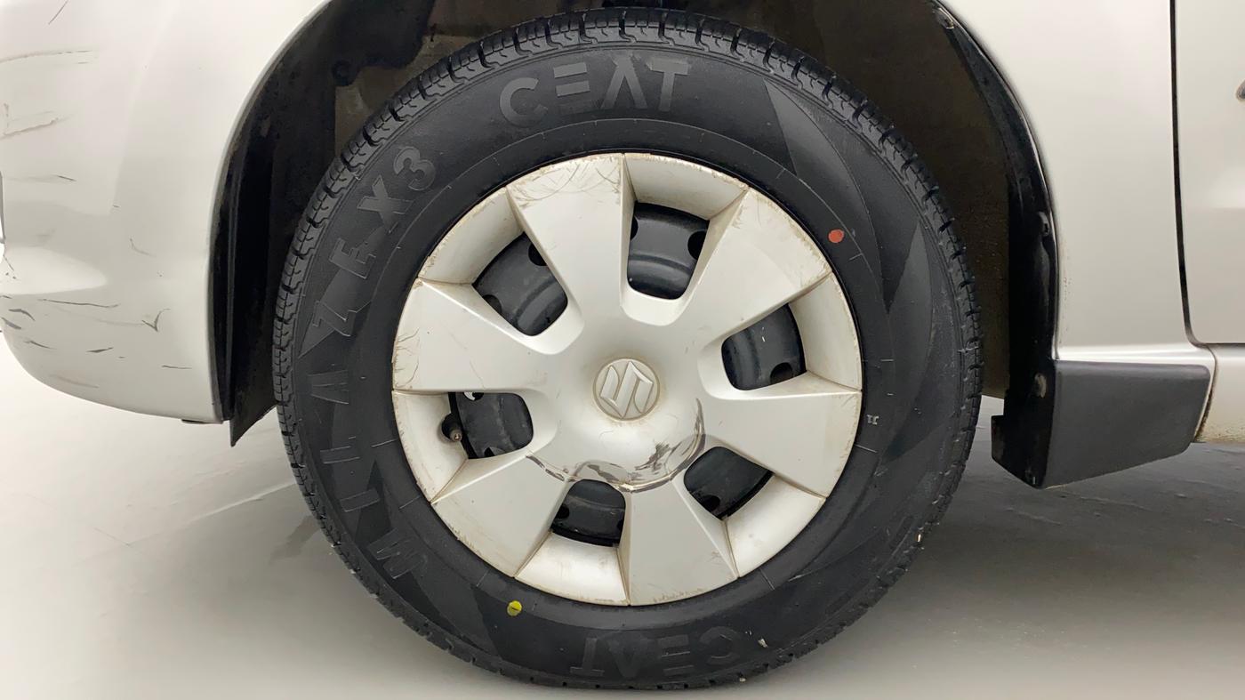 2010 Maruti A Star VXI, Petrol, Manual, 20,866 km, Left Front Wheel