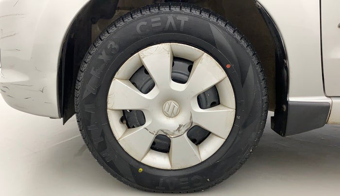 2010 Maruti A Star VXI, Petrol, Manual, 20,866 km, Left Front Wheel