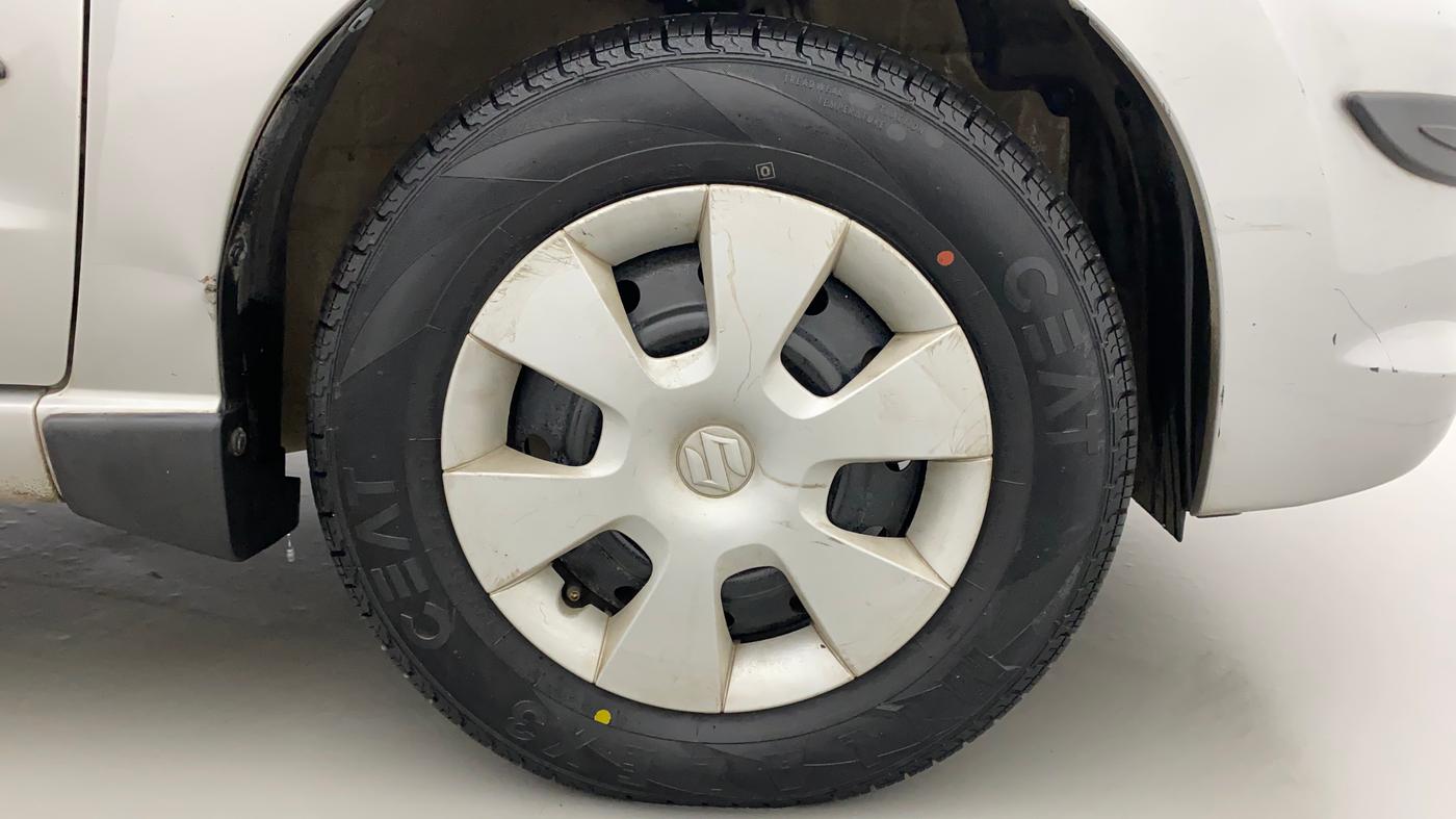 2010 Maruti A Star VXI, Petrol, Manual, 20,866 km, Right Front Wheel