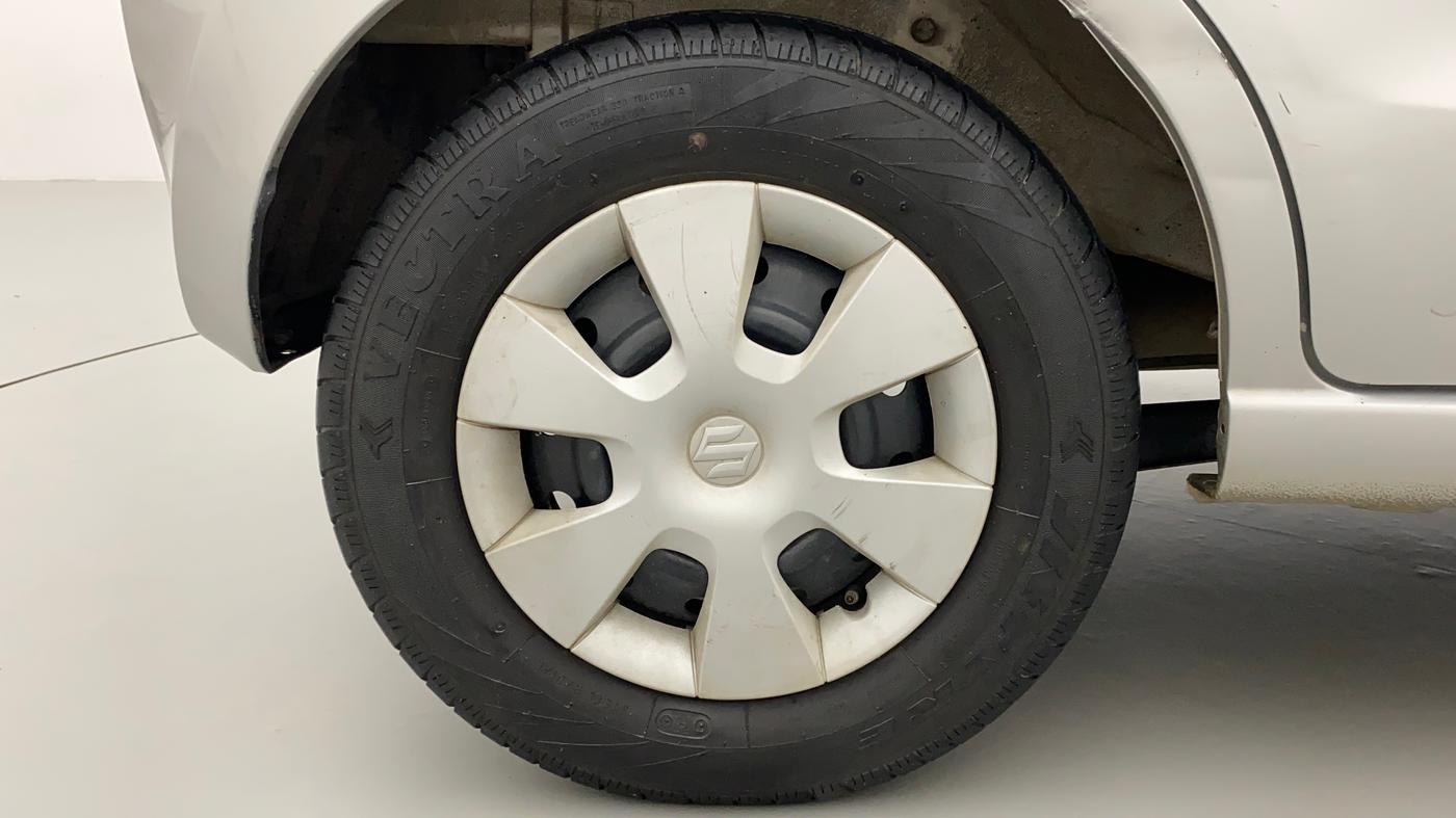 2010 Maruti A Star VXI, Petrol, Manual, 20,866 km, Right Rear Wheel
