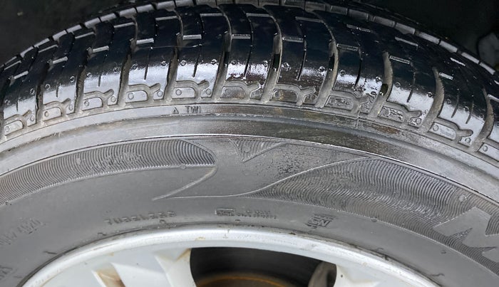 2011 Hyundai i20 SPORTZ 1.2 O, Petrol, Manual, 56,005 km, Right Front Tyre Tread