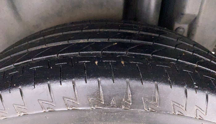 2012 Maruti Swift Dzire ZXI 1.2 BS IV, Petrol, Manual, 57,122 km, Left Rear Tyre Tread