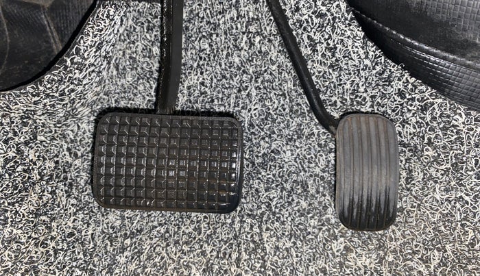 2017 Tata Tiago XZA PETROL, Petrol, Automatic, 66,864 km, Pedals