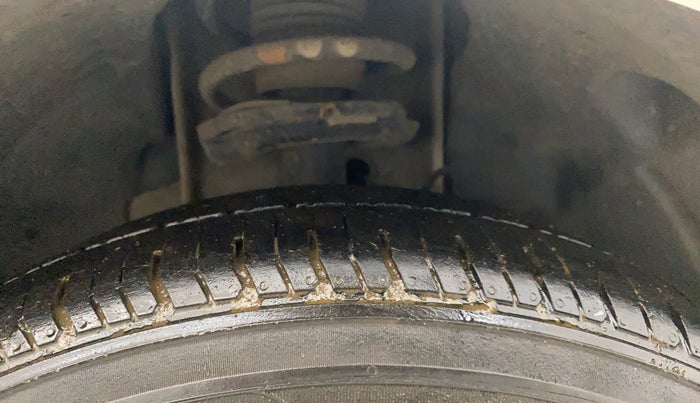 2017 Tata Tiago XZA PETROL, Petrol, Automatic, 66,864 km, Right Front Tyre Tread