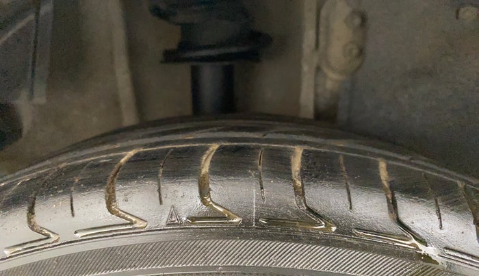 2017 Tata Tiago XZA PETROL, Petrol, Automatic, 66,864 km, Right Rear Tyre Tread